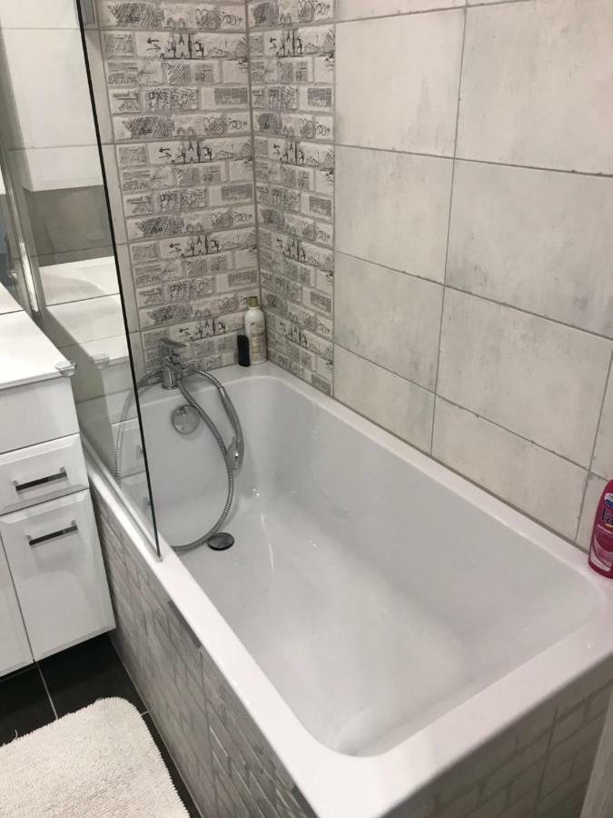 Apartament Grochowy - Poznan Stare Miasto المظهر الخارجي الصورة